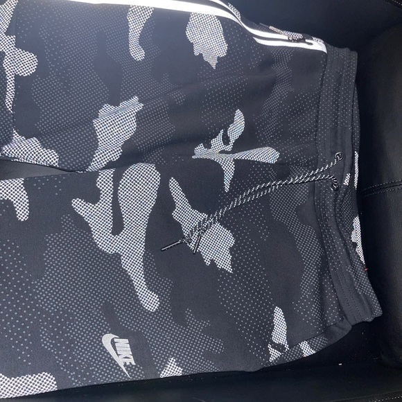 RARE Nike Flash Hero Tech fleece Camo joggers